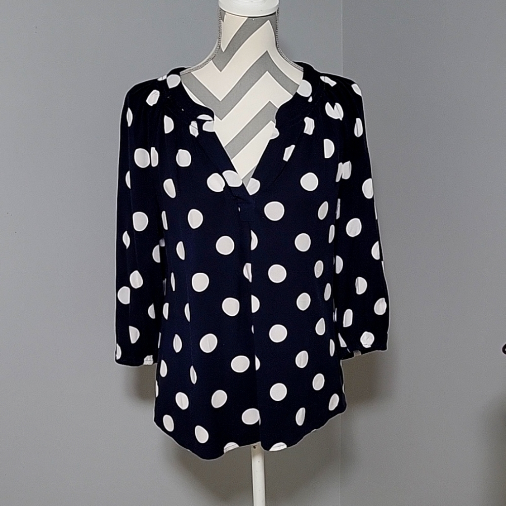 Ladies crown & ivy top